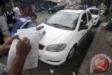 Mobil yang Kedapatan Parkir Liar di Jakarta Diderek dan Membayar rp 500 Ribu
