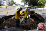 Penutupan jalan perbaikan drainase Babaran tiga tahap