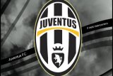 Dua Gol Tevez Dekatkan Juventus ke Gelar Juara Liga
