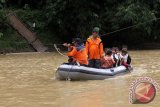 Jembatan Putus Desa Lebak