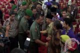 Kepala Staf Angkatan Darat TNI Jenderal Gatot Nurmantyo melakukan kunjungan ke Kalimantan Selatan, Kamis (26/3). Pada kunjungan tersebut, KSAD menggelar acara bertema Bincang-Bincang Kepala Staf Angkatan Darat dengan Unsur Pemuda dan Seluruh Komponen Bangsa se-Kalimantan Selatan di Gedung Sultan Suriansyah. Foto : Antaranews Kalsel/Latif Thohir.C