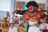 Pentas Seni Hardiknas dan Hari Saraswati