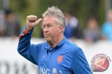 Kezman: Hiddink siap gantikan Jose Mourinho