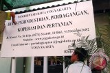 Los sementara pedagang Pasar Pingit Yogyakarta disiapkan