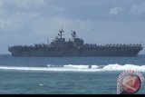 Kapal perang AS USS Bonhomme Richard terbakar di San Diego
