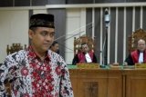 Pencabutan Hak Politik Ikmal Jaya Ditolak Hakim 
