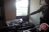 Polsek Talawi Mengamankan Lima Senjata Api