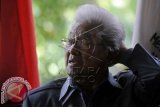 Pengacara senior Adnan Buyung Nasution meninggal dunia