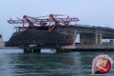Gubernur: Kontraktor Harus Ganti Jembatan Dompak
