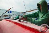 BERALIH KE PERAHU FIBER