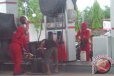 Marak Pelangsir BBM Subsidi di SPBU Sampit
