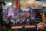 Pagelaran musik Tanjidor dari Muntok, Kabupaten Bangka Barat pada perayaan malam puncak Ceng Beng di Perkuburan Sentosa Kota Pangkalpinang, Senin (4/4) (Foto Disbudparpora Pangkalpinang).
