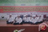 Musik Marawis Kolaborasi dengan Indi mengisi  Kegiatan Pesantren Kilat Ramadhan Kepemimpinan Pemuda Se-Jabodetabek 1437 H/2016 M, di Pusat Pemberdayan Pemuda dan Olahraga Nasional (PP PON) Cibubur, Jakarta Timur. (ANTARA FOTO/Ahamdi/Dok).  