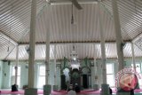 Pusri bantu Masjid dan Mushalah sekitar pabrik