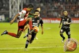 PSM MAKASSAR DIKALAHKAN PUSAMANIA