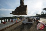 Perbaikan Ruas Jalan Longsor Tol Cipali