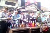Ribuan botol minuman keras di Lampung Timur dimusnahkan 
