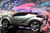 Toyota Pamerakan Mobil Konsep C-HR