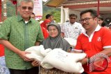 Ribuan Paket Sembako Didistribusikan Dalam Pasar Murah BUMN