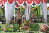 Gubernur Lampung M Ridho Ficardo ketika pemberikan penghormatan saat menjadi pembina upacara pada puncak peringatan Hari Pramuka Ke-55 tingkat Provinsi Lampung 2016, di Kabupaten Tulang Bawang Barat. (ANTARA FOTO/Humas Pemprov Lampung/Dok).