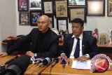 Deddy Corbuzier minta Mario Teguh ungkap kebenaran di depan umum