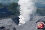 Badan Meteorologi Jepang : Gunung Aso Jepang meletus semburkan abu vulkanik 3.500 meter