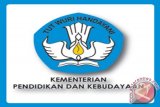 Kemdikbud identifikasi keberadaan dan kualifikasi guru honorer di sekolah-sekolah