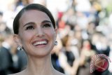 Natalie Portman Dianggap Calon Peraih Oscar Karena Perankan Jackie Kennedy