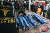 Evakuasi Korban Kapal Tenggelam Di Batam