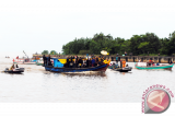 Raja Mempawah tiba di dermaga pelabuhan kuala mempawah