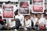Para Peraih Nobel Desak PBB Hentikan Pembersihan Etnis di Myanmar