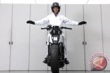 Honda pamerkan motor yang bisa berkendara sendiri