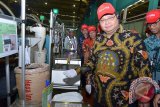 Industri Pertrokimia Penuhi Bahan Baku Otomotif