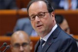 Hollande Balas Pernyataan Donald Trump Soal Paris