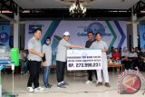 Bank Kalsel Cabang Marabahan, Kabupaten Barito Kuala, Kalimantan Selatan kembali menggelar undian berhadiah Undian bertajuk Selanjung Rezeki Bank Kalsel 2017, di halaman Kantor Bupati Barito Kuala (Batola), Jumat (12/5). Foto:Antaranews Kalsel/Arianto/G.