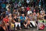 Saung angklung Mang Udjo bawakan lagu abba