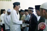 Bupati Tanah Laut H. Bambang Alamsyah menghadiri Safari Ramadhan di Masjid Al Amin Desa Bajuin, Kecamatan Bajuin, Selasa (30/5). Foto:Antaranews Kalsel/Arianto/G.