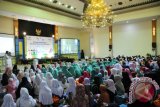 PLN UIP JBT II menyantuni yatim piatu
