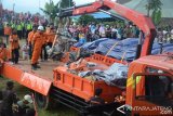 Puing-puing Helikopter Basarnas Dibawa ke Jakarta
