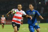 Ahmad Juprianto:  siap bersaing masuk tim inti persib meski bersaing ketat