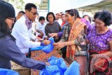 Pasar murah di Nagori Urung Purba, Gaja Pokki, Kecamatan Purba