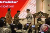 Presiden Buka Rakorpimnas PGRI