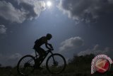 Jelajah sepeda Nusantara dimulai dari perbatasan Malaysia