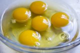 Makan telur bikin bisulan? Ini mitos dan fakta terkait telur