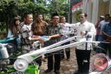 Pemkot Solok Peroleh Bantuan Tiga Unit Alsintan