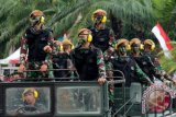 PARADE KEMERDEKAAN ALUTSISTA TNI