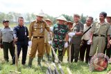 Waykanan Gropyokan Tikus di Lahan Padi Petani 