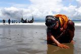 122 warga Rohingya diselamatkan dari perahu tenggelam