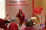 Selain mengedukasi tentang cara penanganan diare yang tepat, dalam kampanye tersebut Nutricia Sarihusada juga mengajak para peserta yang terdiri dari wartawan dan bloger di Surabaya untuk turut berperan aktif dalam menyebarkan pengetahuan dan pengalaman yang mereka dapat kepada masyarakat agar dapat menekan jumlah angka pertumbuhan penyakit diare di Indonesia. Antara Jatim/Moch Asim/zk/17