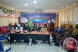 Dinas Pemuda dan Olahraga Kota Banjarmasin menggelar dialog dengan anggota Legiun Veteran RI Kalimantan Selatan bersama Pemuda Kota Banjarmasin, di Aula LVRI Kalsel, Jumat (22/9). Foto:Antaranews Kalsel/Arianto/G.